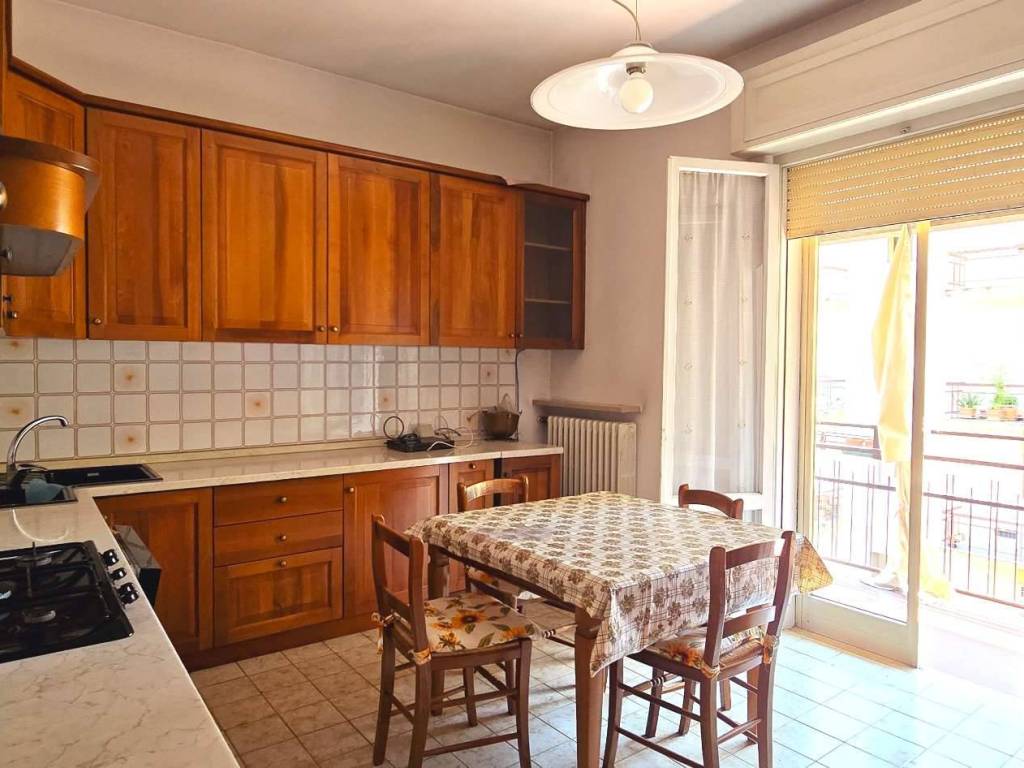 appartamento in vendita a Verona in zona Saval