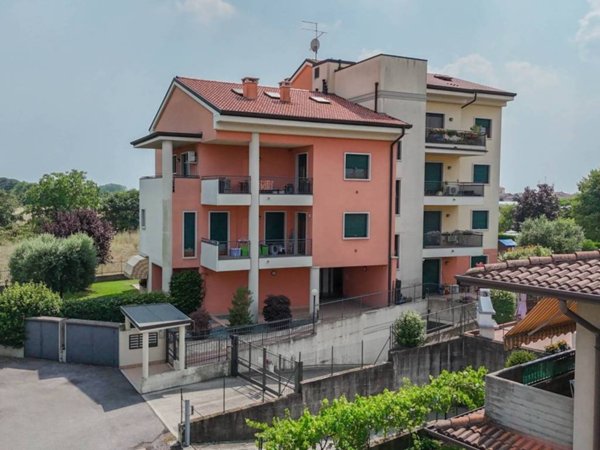 appartamento in vendita a Verona in zona Centro Storico