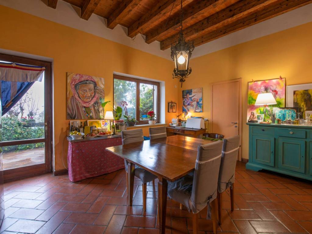 casa indipendente in vendita a Verona in zona Borgo Roma