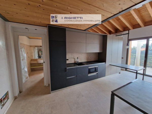 casa indipendente in vendita a Verona in zona Chievo