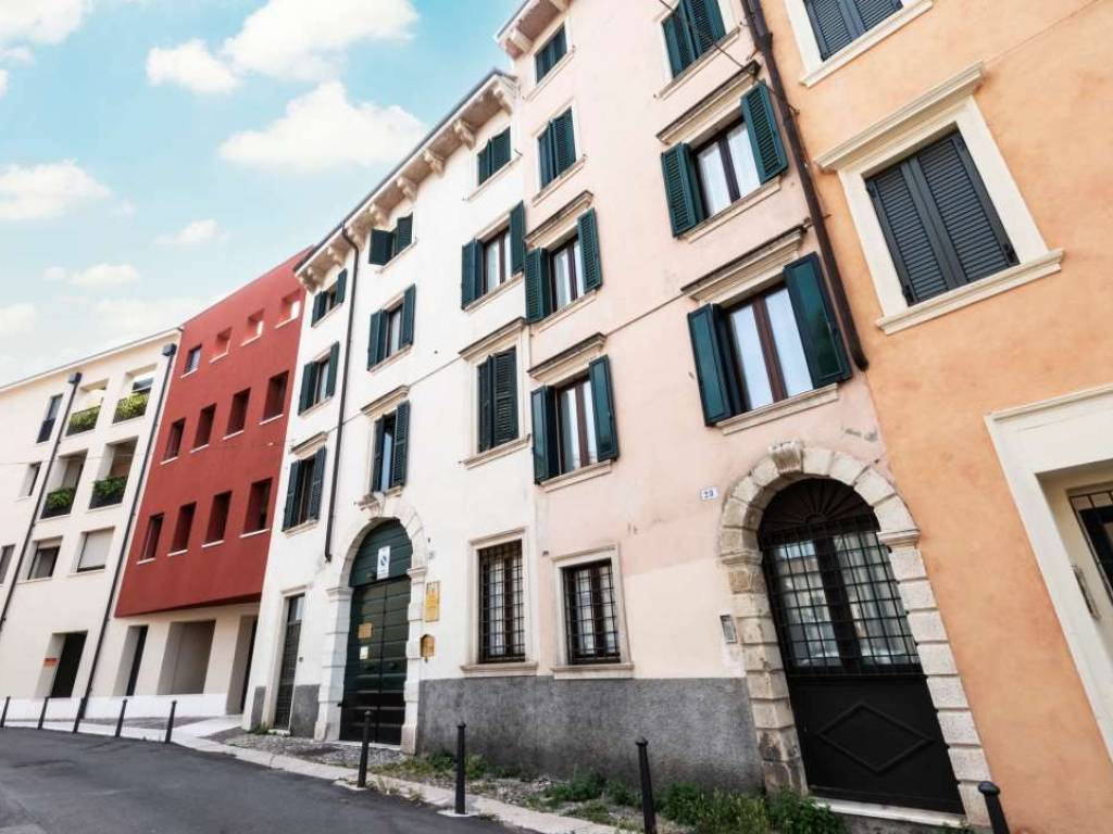 appartamento in vendita a Verona