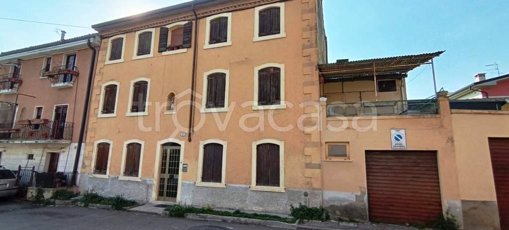 casa indipendente in vendita a Verona in zona Avesa