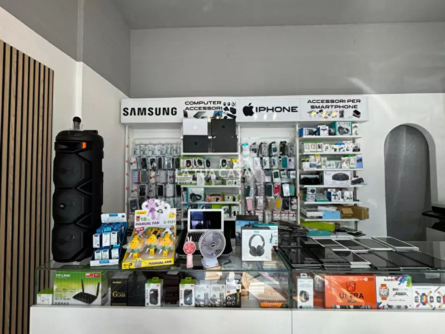 negozio in vendita a Verona