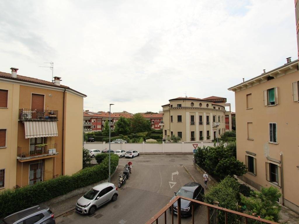 appartamento in vendita a Verona in zona Borgo Venezia / Borgo Trieste