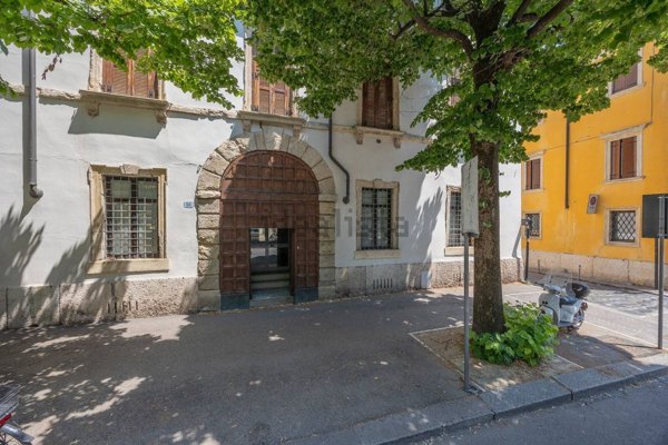 appartamento in vendita a Verona in zona Centro Storico