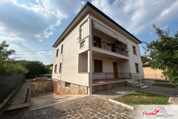 appartamento in vendita a Verona