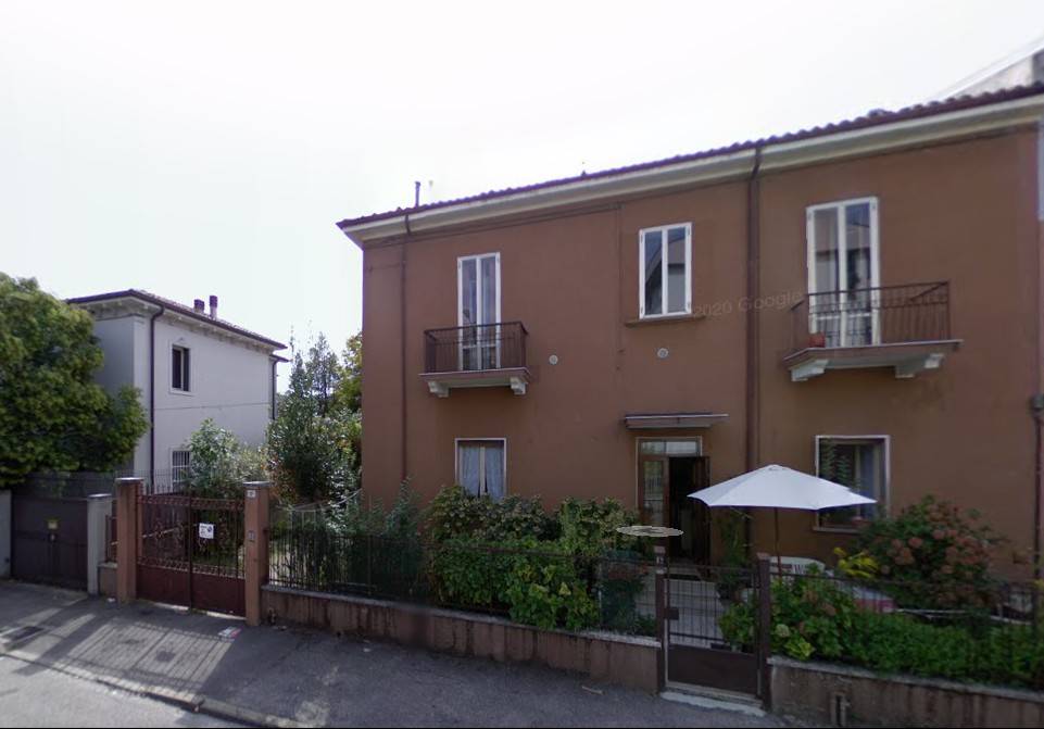 intera palazzina in vendita a Verona in zona Borgo Roma