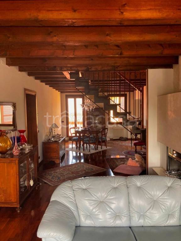 appartamento in vendita a Verona in zona Borgo Venezia / Borgo Trieste