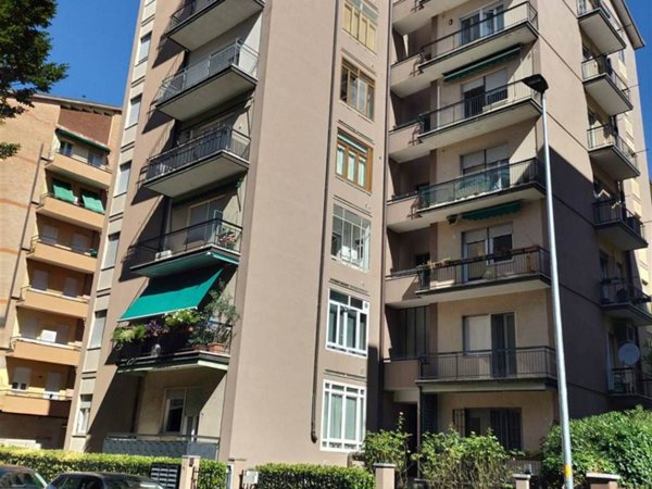 locale commerciale in vendita a Verona in zona Porto Crencano