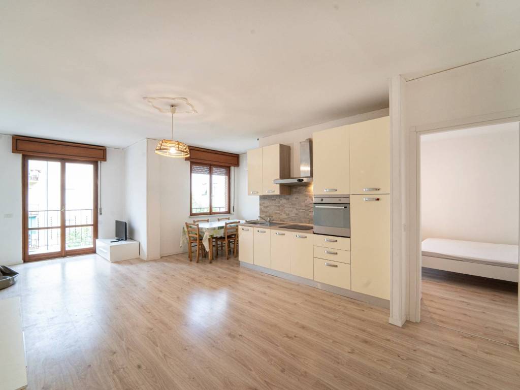 appartamento in vendita a Verona in zona Borgo Roma