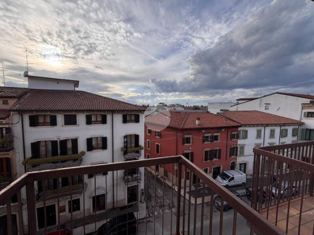 appartamento in vendita a Verona in zona Cittadella