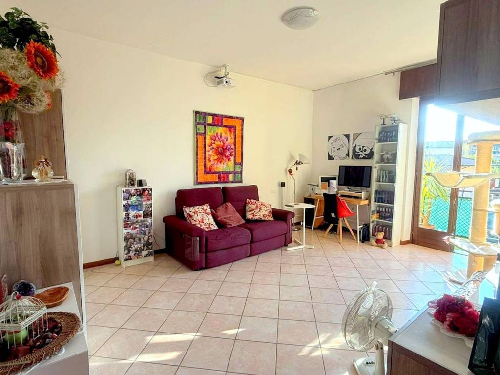 appartamento in vendita a Verona in zona Golosine