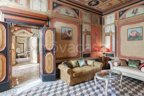 appartamento in vendita a Verona in zona Centro Storico