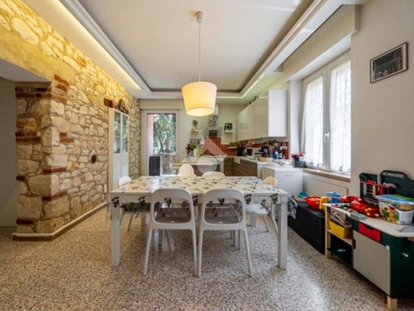 appartamento in vendita a Verona in zona San Zeno