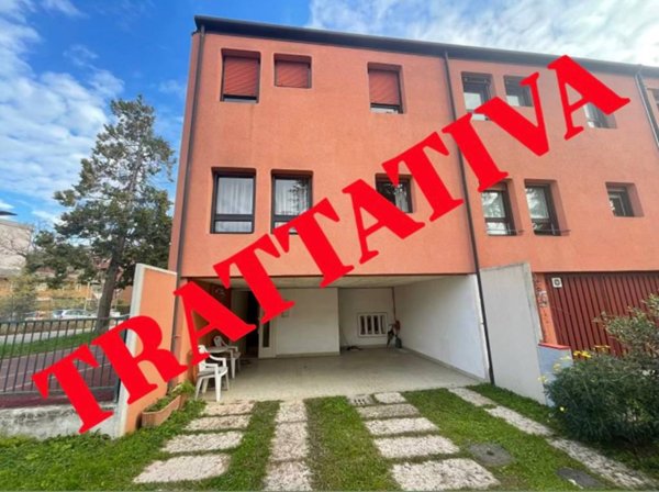 casa indipendente in vendita a Verona in zona Centro Storico