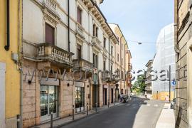 appartamento in vendita a Verona in zona Borgo Venezia / Borgo Trieste