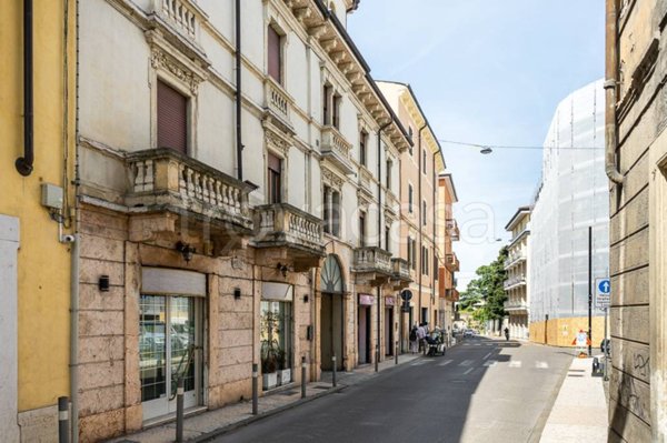 appartamento in vendita a Verona in zona Borgo Venezia / Borgo Trieste