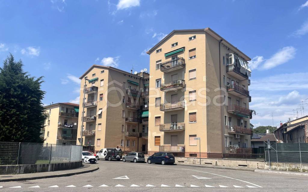 appartamento in vendita a Verona in zona Golosine