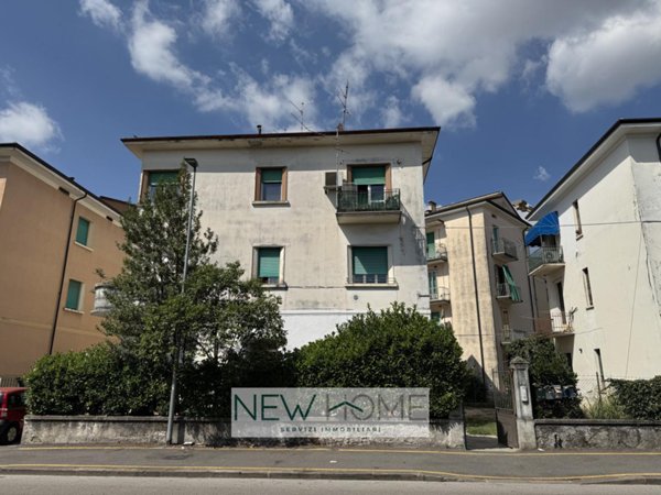 appartamento in vendita a Verona in zona Borgo Roma