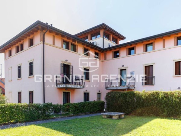 appartamento in vendita a Verona in zona Quinzano
