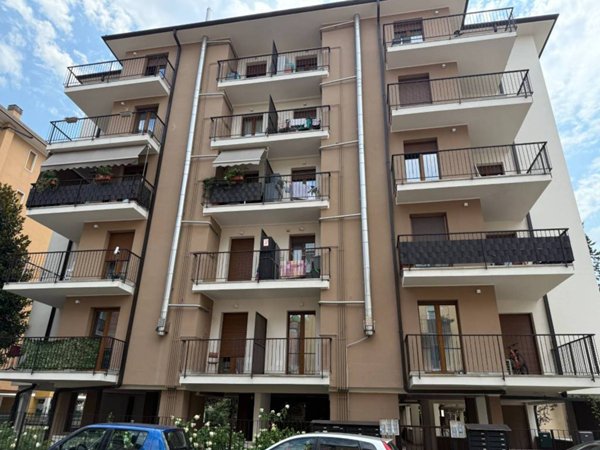 appartamento in vendita a Verona in zona Borgo Roma