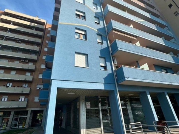 negozio in vendita a Verona in zona Borgo Venezia / Borgo Trieste