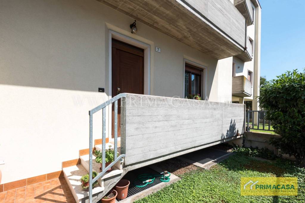 casa indipendente in vendita a Verona in zona Cadidavid