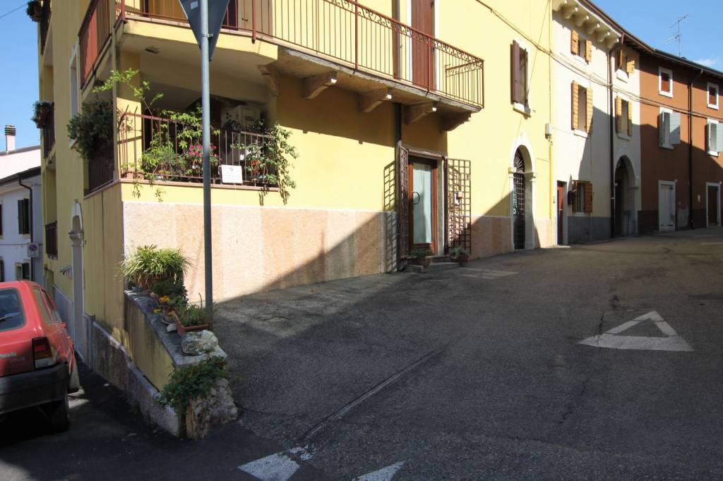 negozio in vendita a Verona