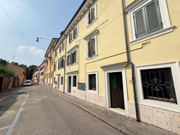 appartamento in vendita a Verona in zona San Zeno