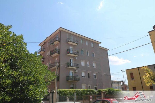 appartamento in vendita a Verona in zona Borgo Milano