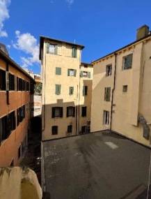 appartamento in vendita a Verona in zona Centro Storico
