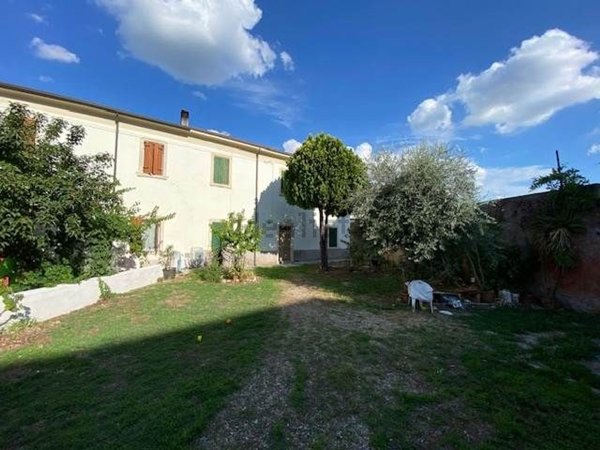 casa semindipendente in vendita a Verona in zona Golosine