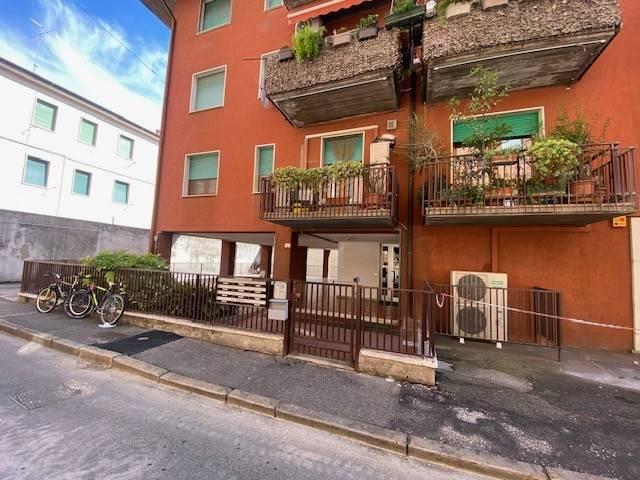 appartamento in vendita a Verona in zona Santa Lucia