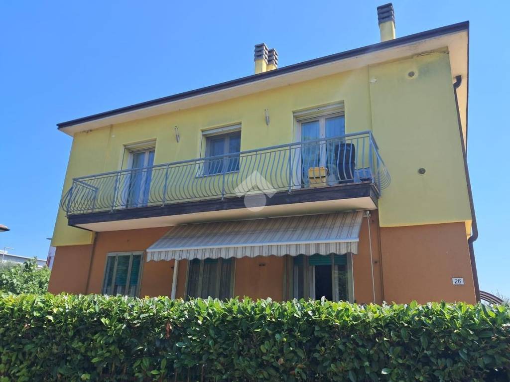 casa indipendente in vendita a Verona in zona Cadidavid
