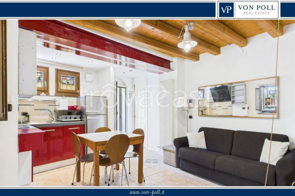 appartamento in vendita a Verona in zona Veronetta