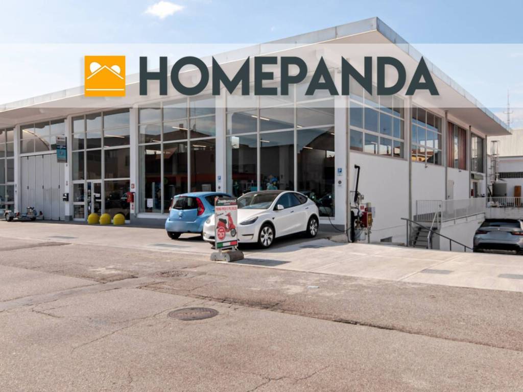 locale commerciale in vendita a Verona in zona Golosine