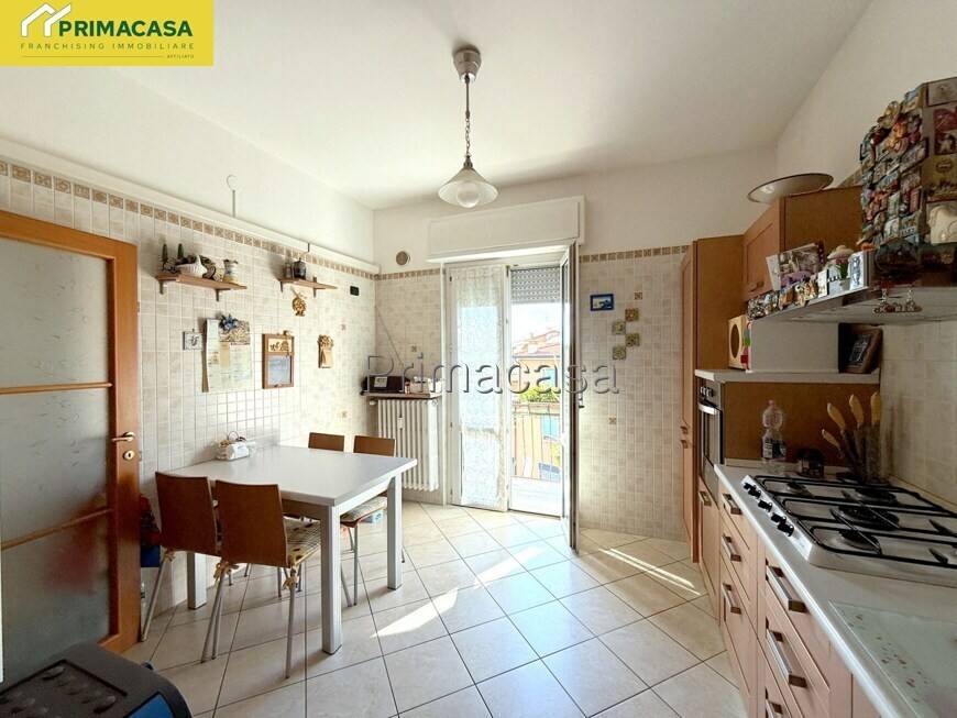 appartamento in vendita a Verona in zona Santa Lucia