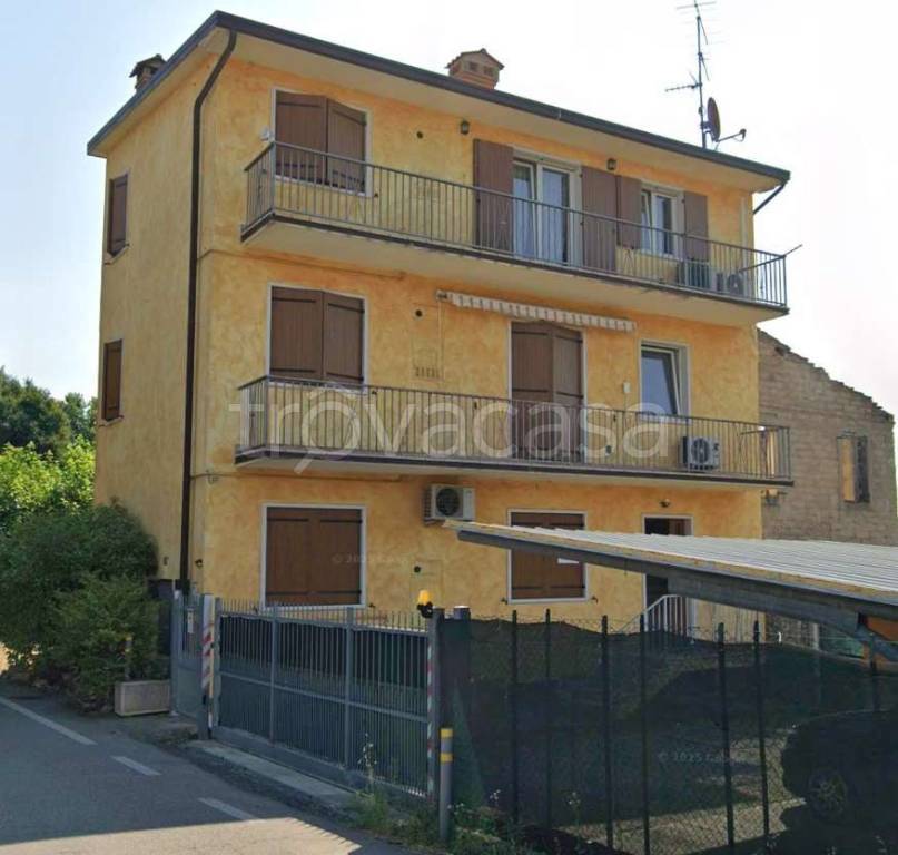 appartamento in vendita a Verona in zona Santa Lucia