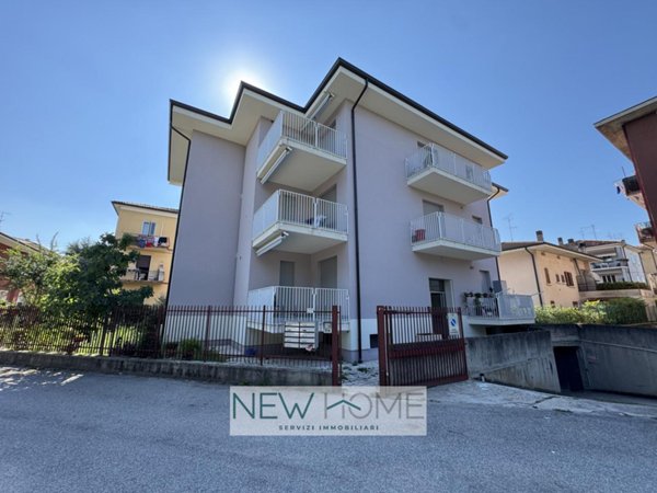 appartamento in vendita a Verona in zona Borgo Roma