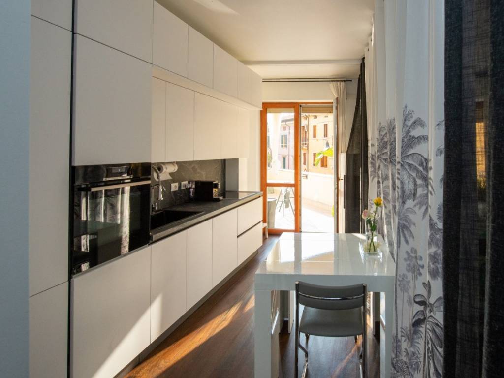 appartamento in vendita a Verona in zona Veronetta