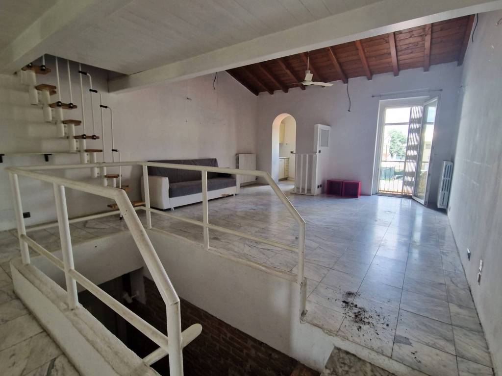 appartamento in vendita a Verona in zona Santa Lucia