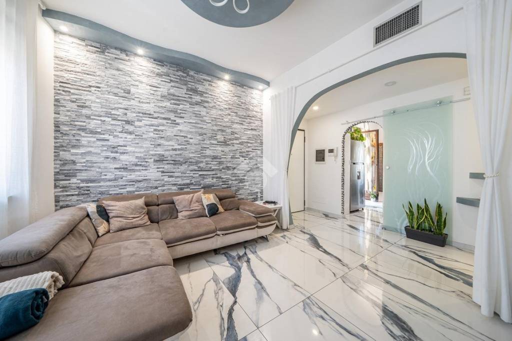 casa indipendente in vendita a Verona in zona Centro Storico