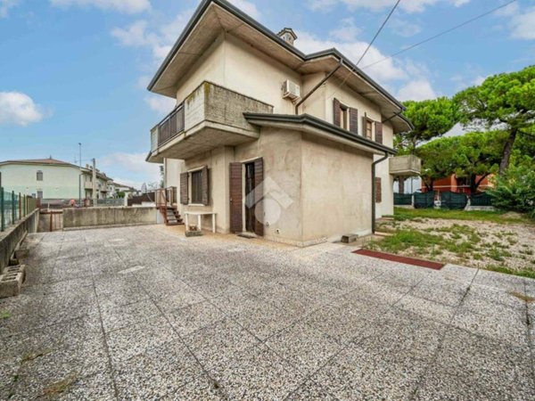 appartamento in vendita a Verona in zona Centro Storico