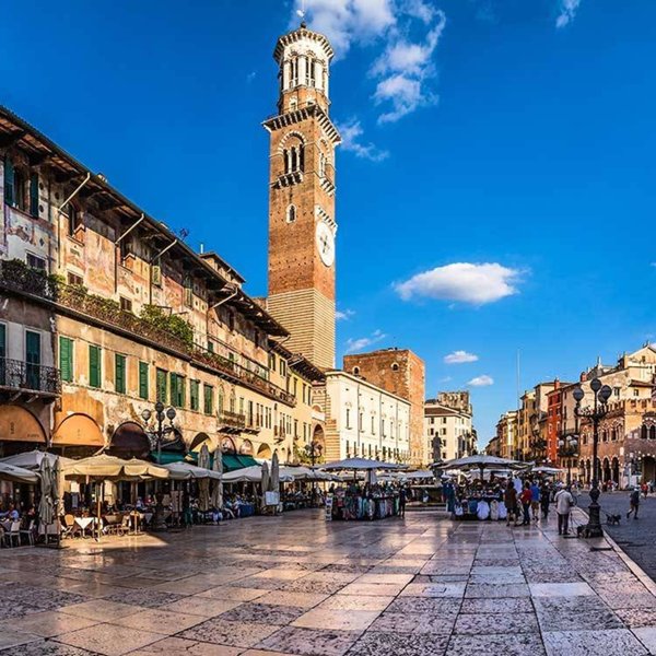 negozio in vendita a Verona in zona Centro Storico