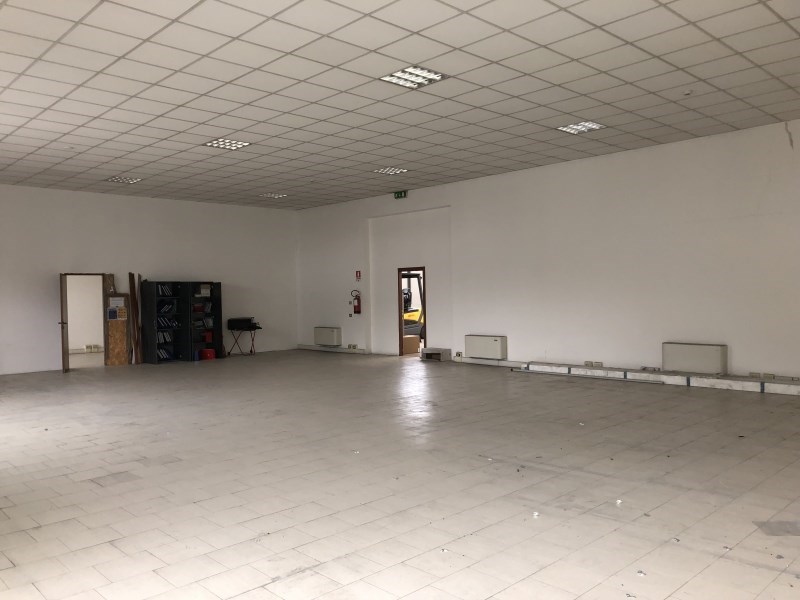 negozio in vendita a Verona