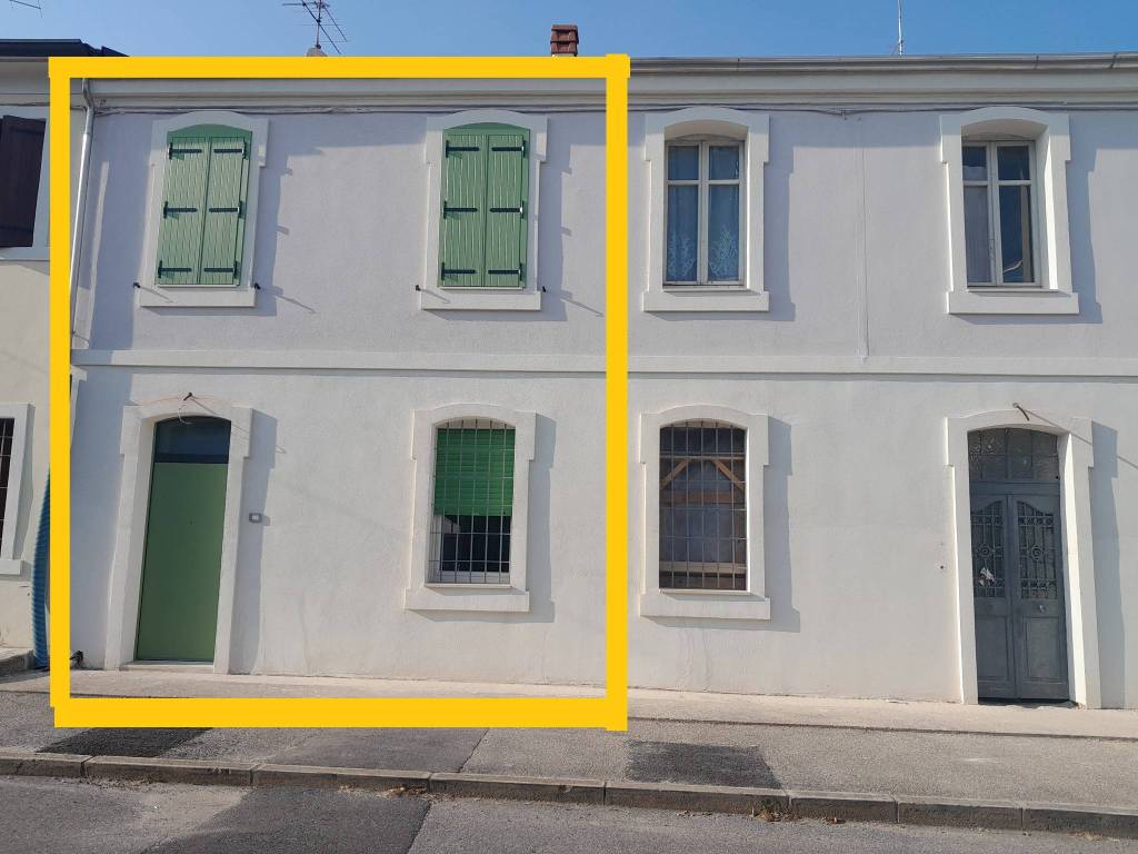 casa indipendente in vendita a Verona in zona Golosine