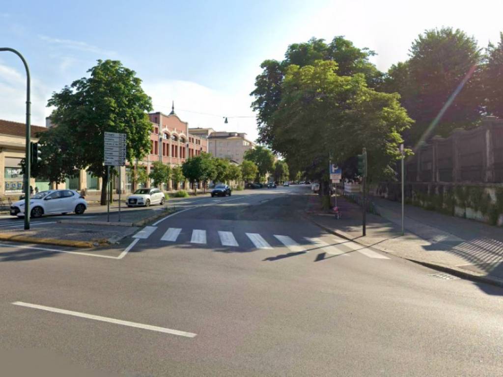 ufficio in vendita a Verona