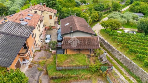 casa indipendente in vendita a Verona