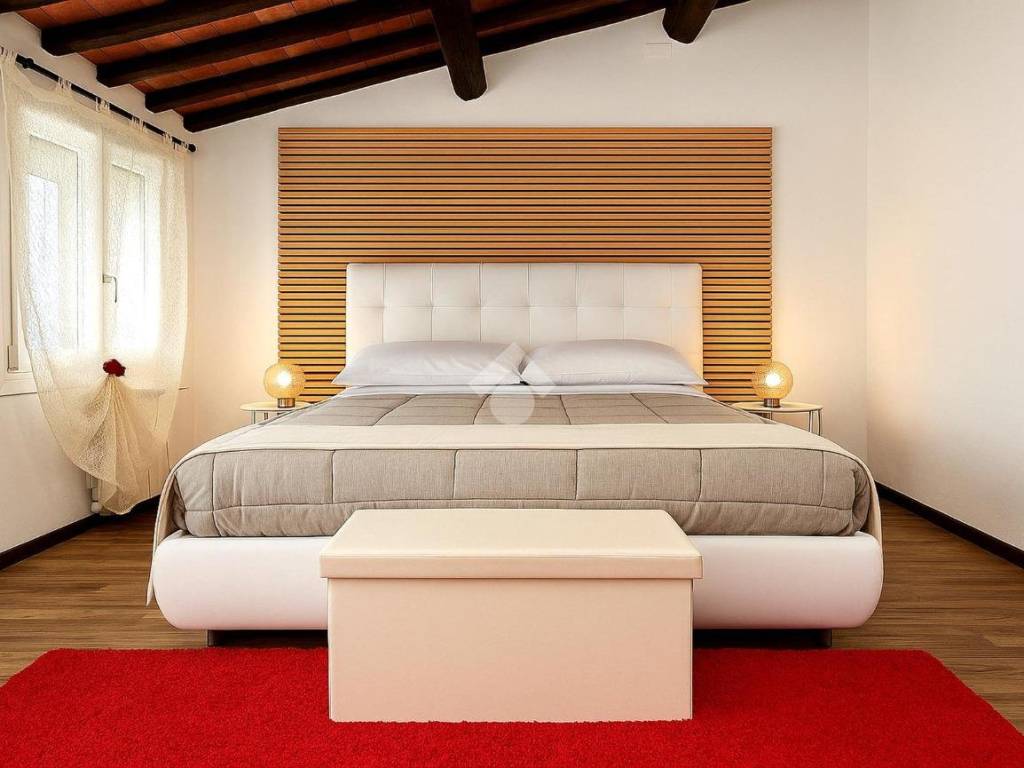 casa indipendente in vendita a Verona in zona Valdonega