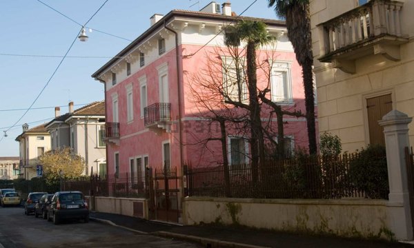 appartamento in vendita a Verona in zona Cittadella